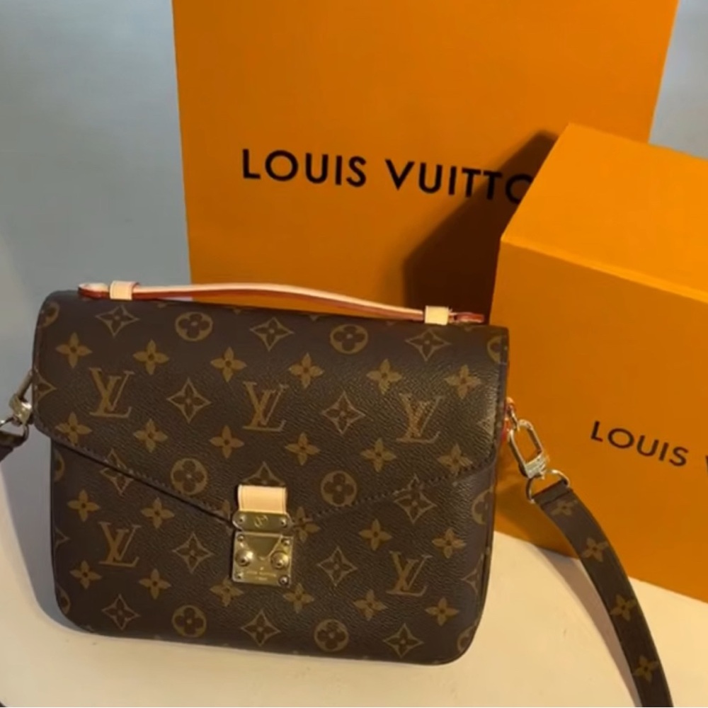 Louis Vuitton Brown Monogram Women's Bag